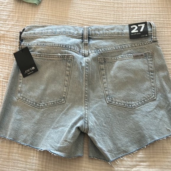 Joe’s Cut Off Shorts - Picture 2 of 3